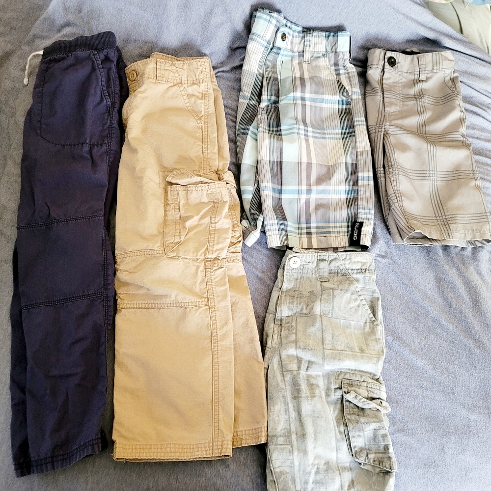 Boys size 6 &7 pants and shirts bundle